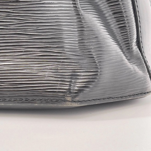 Louis Vuitton Sac D’Épaule PM - Picture 12 of 12